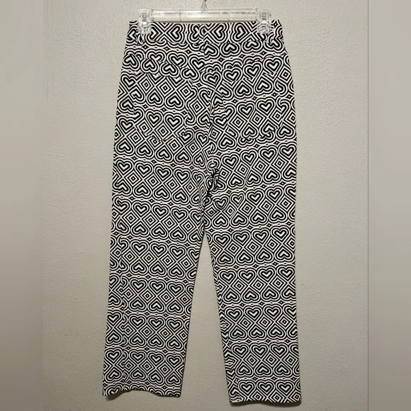 Another Girl Size 4 Black & White Heart Croppee Pants - Picture 3 of 4